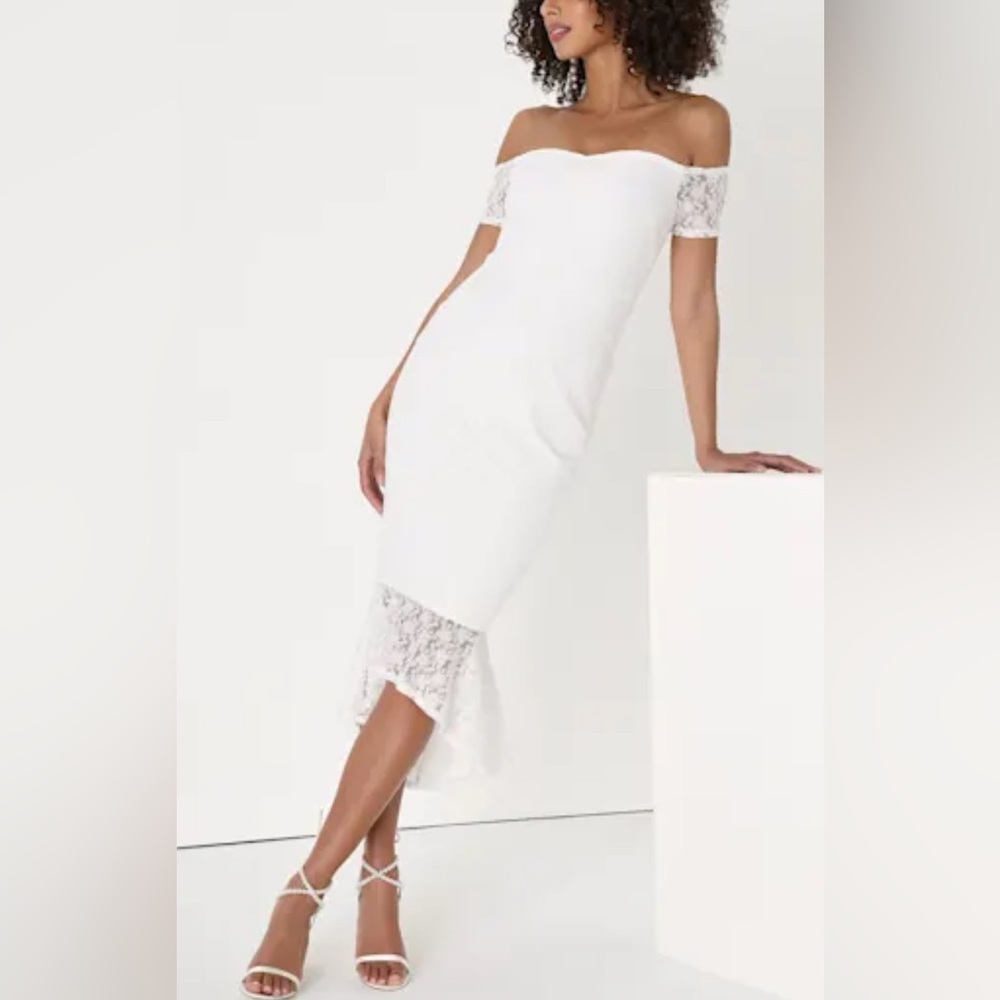 NWT Lulu’s Off the Shoulder Lace Trumpet Midi Dress in White‎ - XS